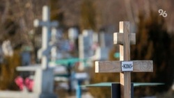 Кладбище благоустроили в Труновском округе к Пасхе